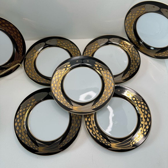 Vintage Fitz and Floyd Flying Fish Salad Plate 1(one) 7.5 inch Black with Gold - Picture 2 of 3